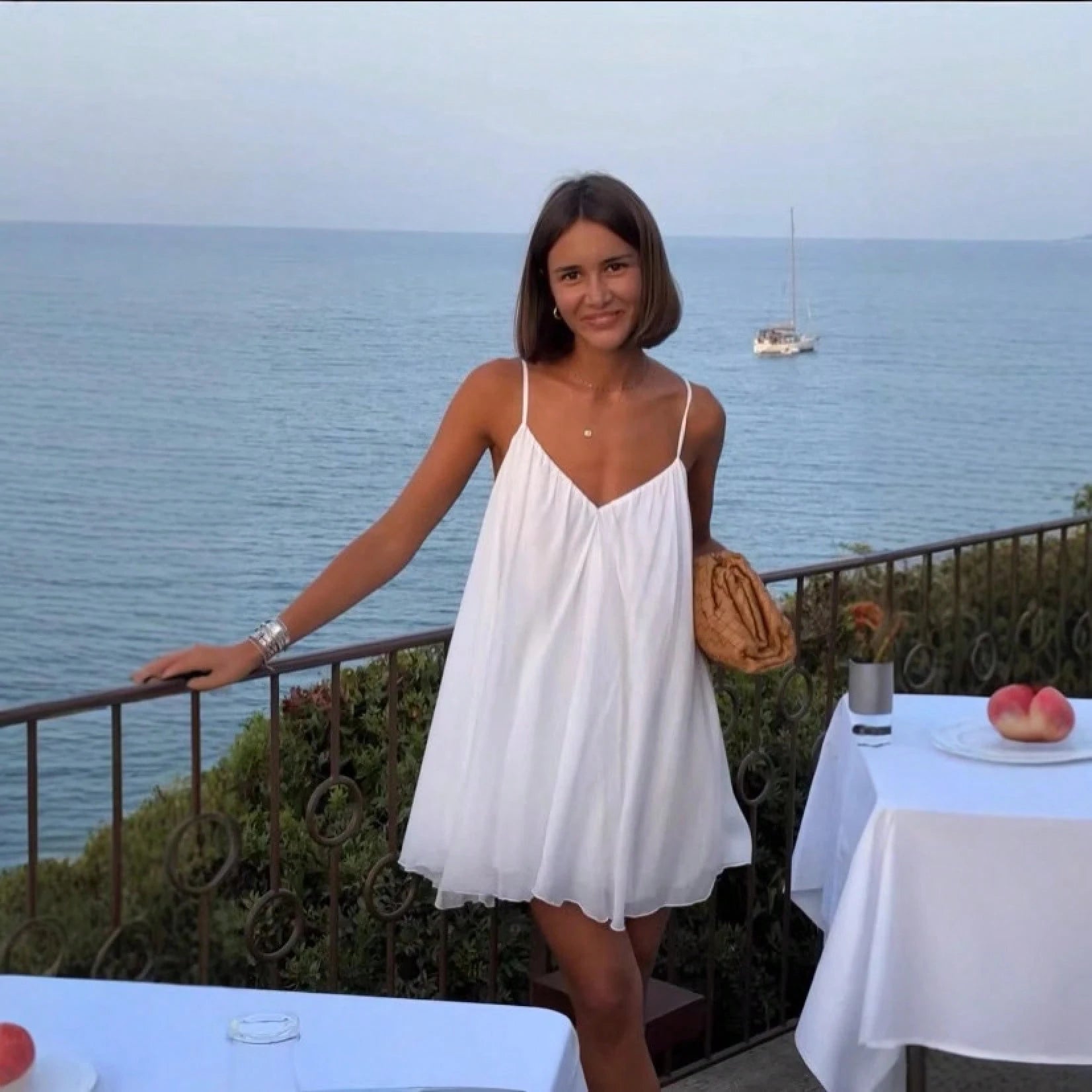 Women Chic French Vacation Backless Mini Dress Stylish Open Back Spaghetti Strap Dress Ideal Outfit For Beach - image 2