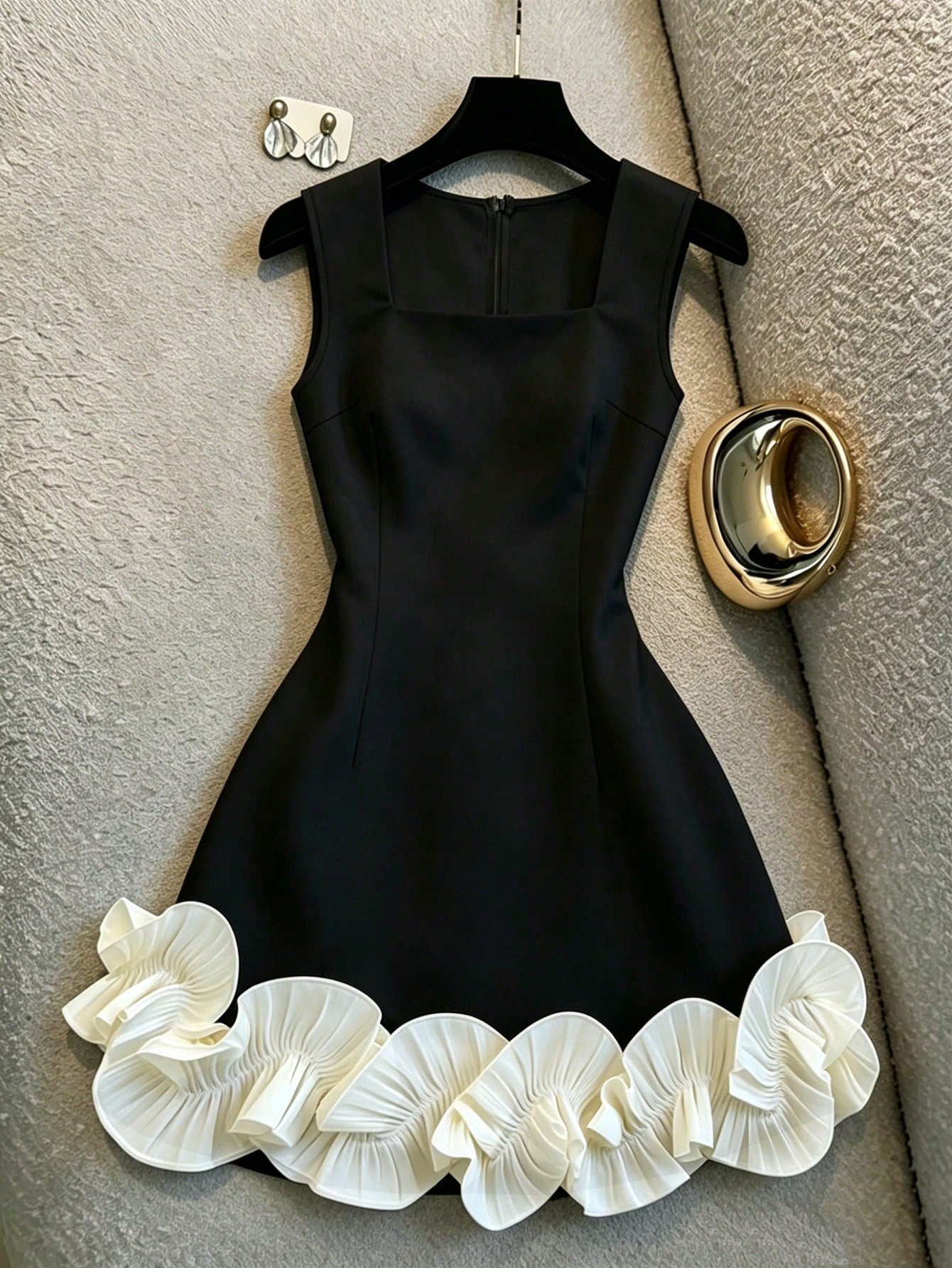 Franclia Elegant White Summer Square-Neck Sleeveless Dress With Ruffles,Perfect For Bar Party,Wedding - image 3