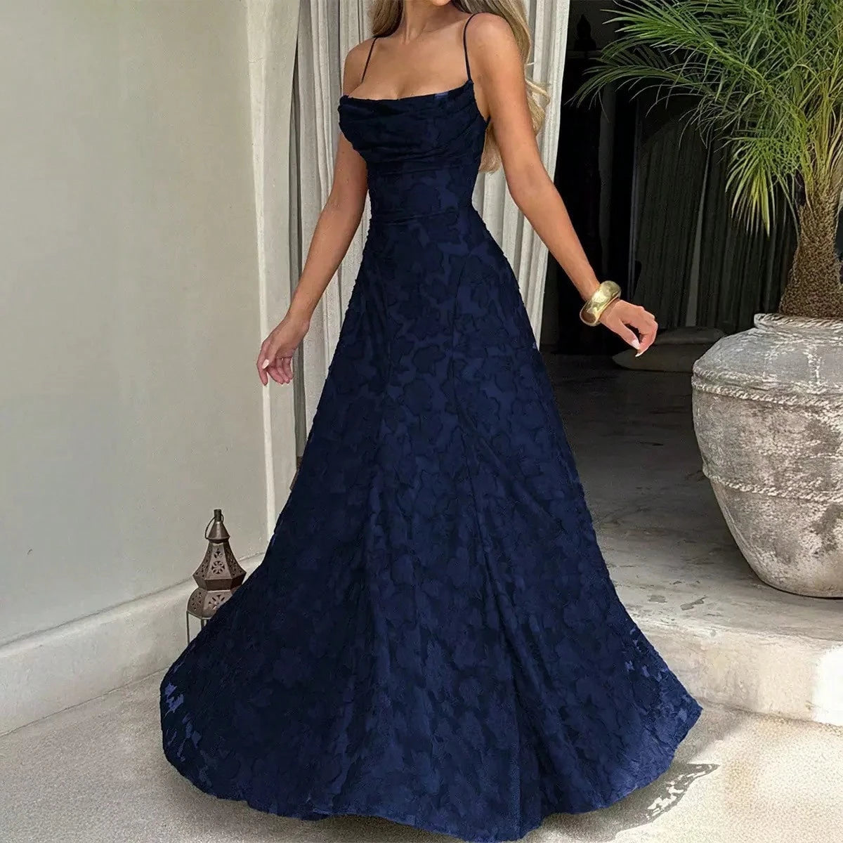 New Lace Backless Spaghetti Strap Elegant Maxi Dress Women Evening