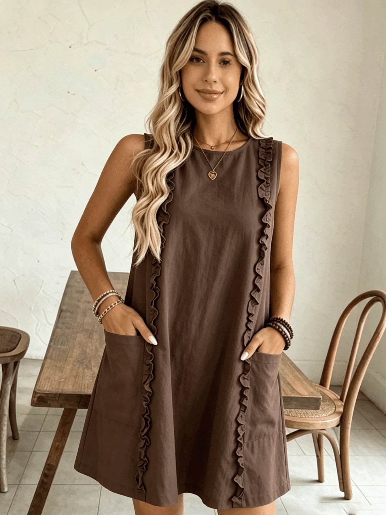 2026 Women's Casual Sleeveless Ruffle Mini Dress, Round Neck Loose