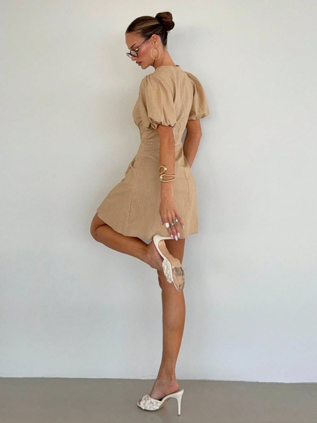 Siren Gaze Women's Solid Color V-Neck Short Puff Sleeve Toothpick