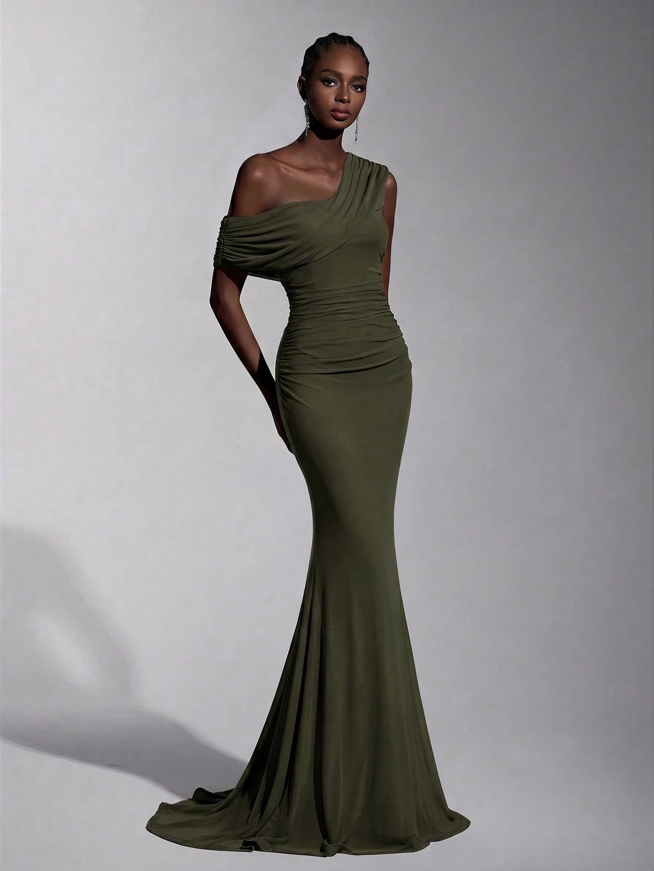 Elitara 2025 New Elegant Navy Blue Mesh One-Shoulder Ruched Decor Fitted Maxi Dress, Suitable For Weddings, - image 4