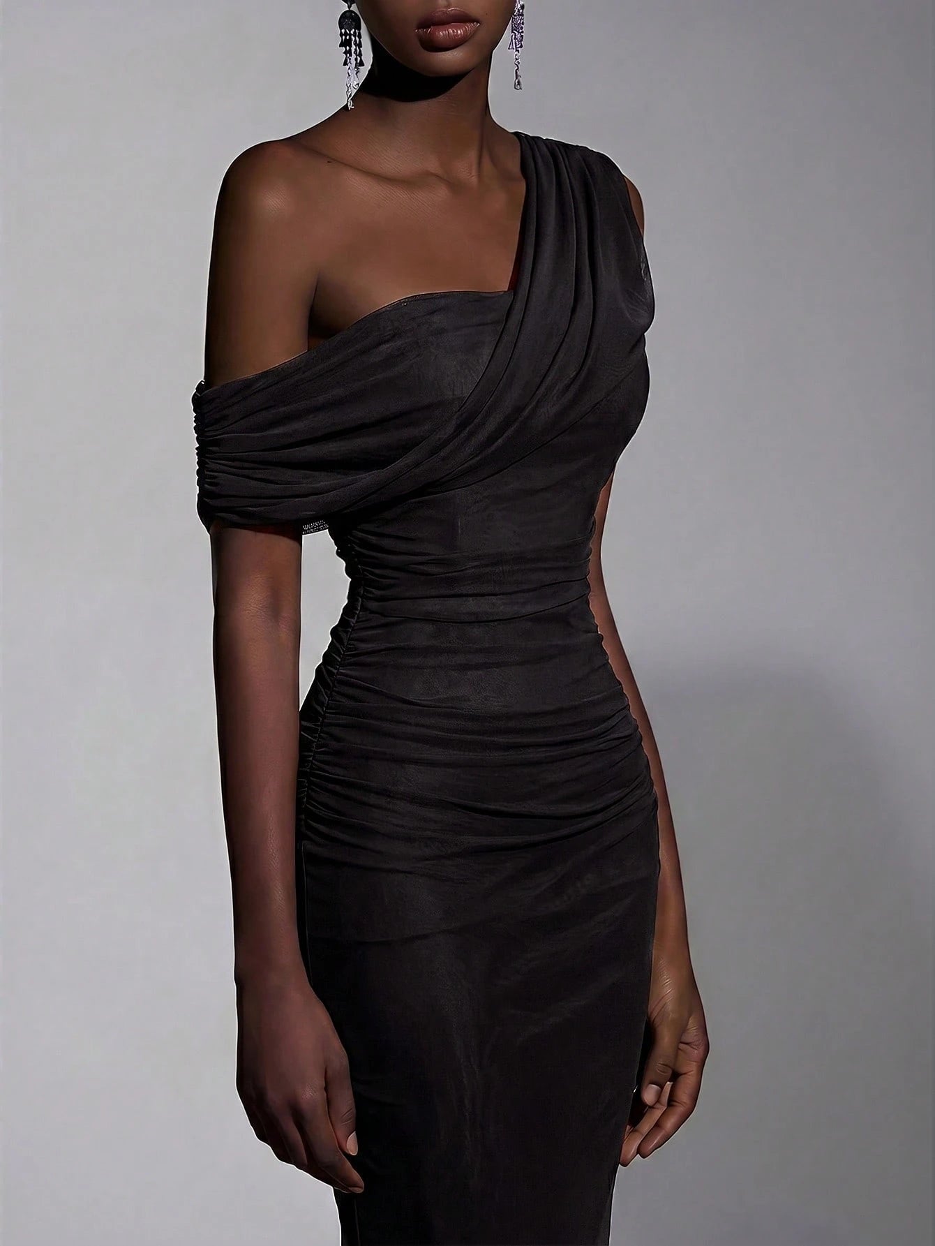 Elitara 2025 New Elegant Navy Blue Mesh One-Shoulder Ruched Decor Fitted Maxi Dress, Suitable For Weddings, - image 11