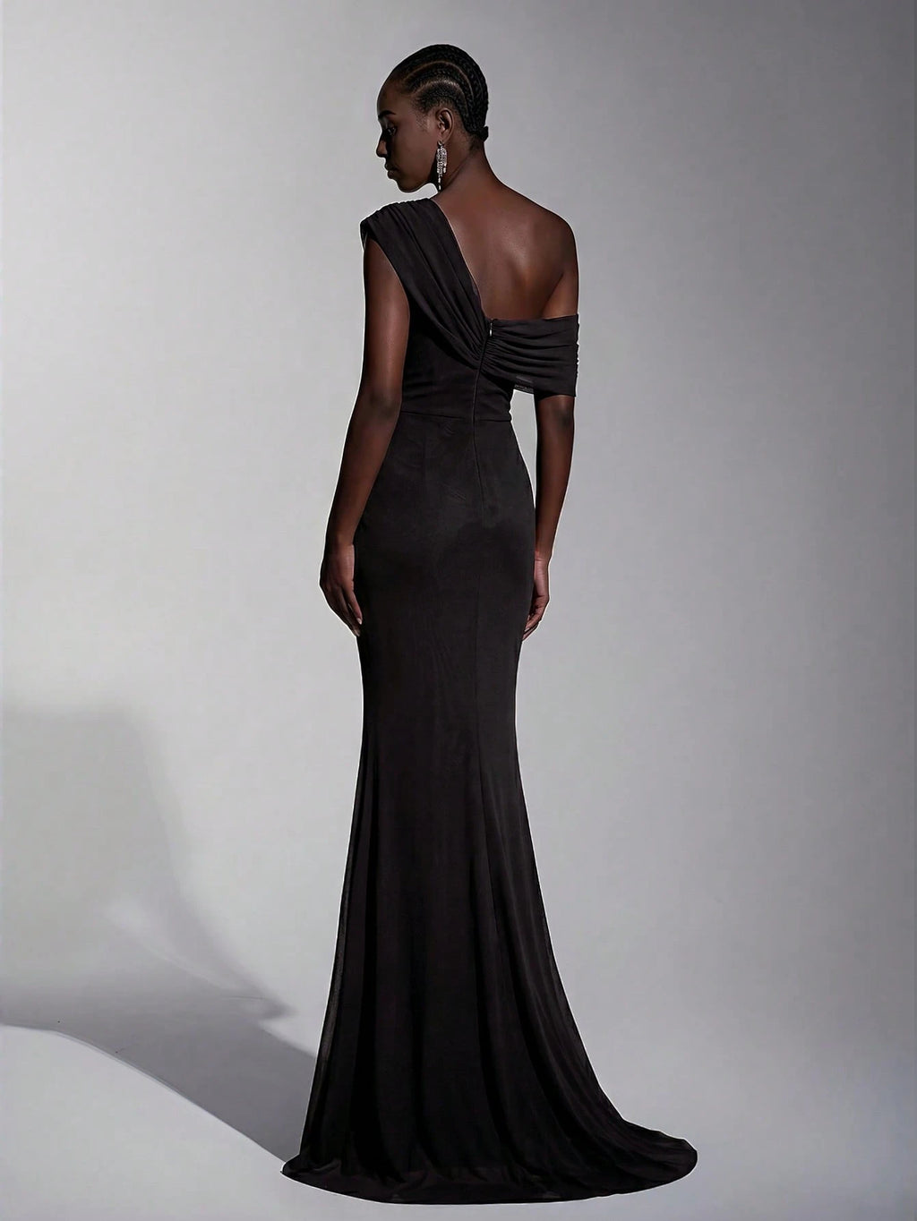 Elitara 2025 New Elegant Navy Blue Mesh One-Shoulder Ruched Decor Fitted Maxi Dress, Suitable For Weddings, - image 12