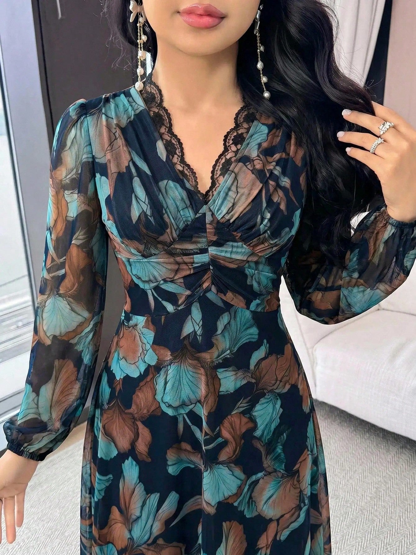 Modelyn Women's Full Floral Print Lace Patchwork Neckline Casual