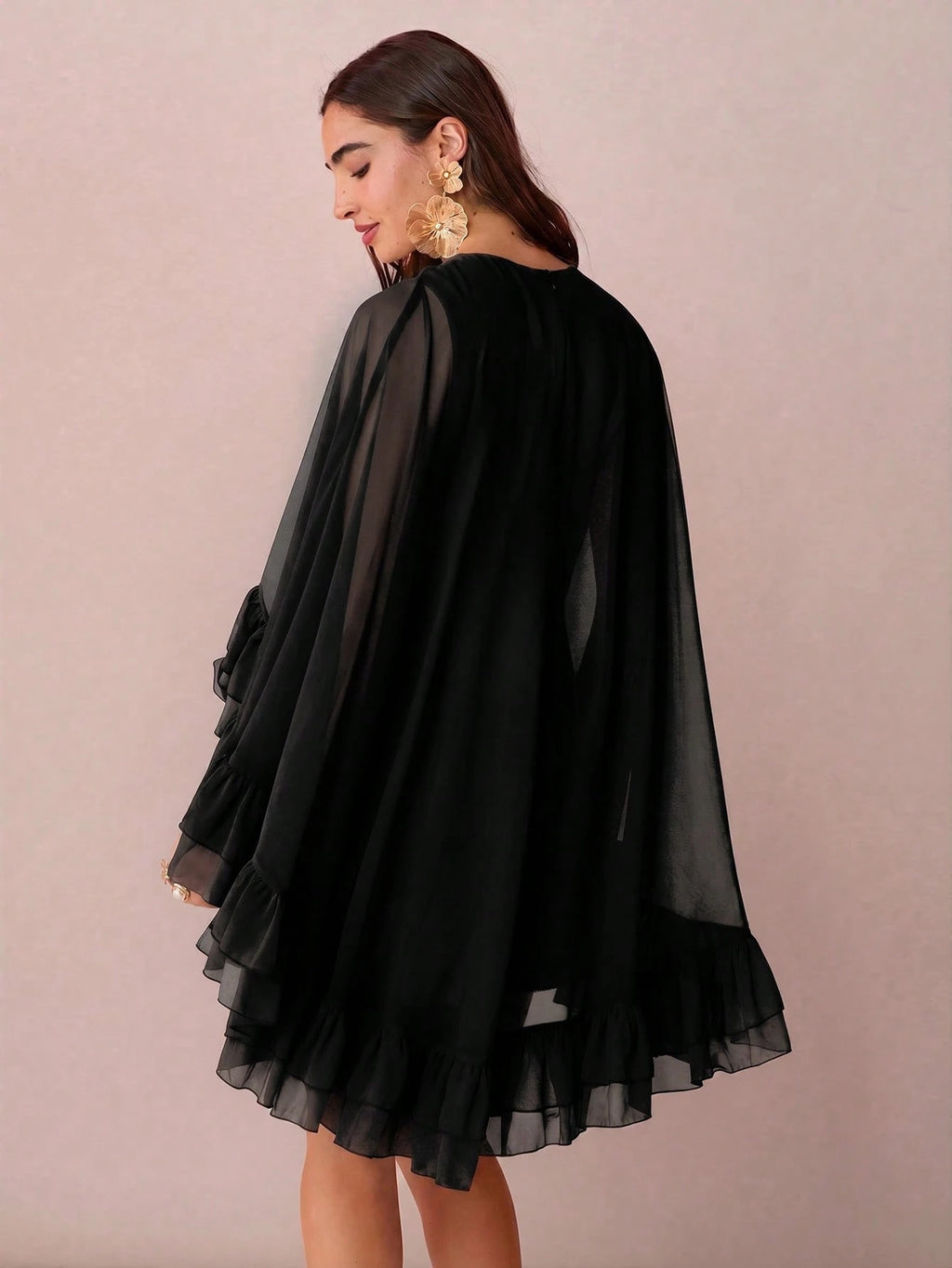 Enchnt Women's Solid Color Minimalist Everyday Poncho Sleeve Dress