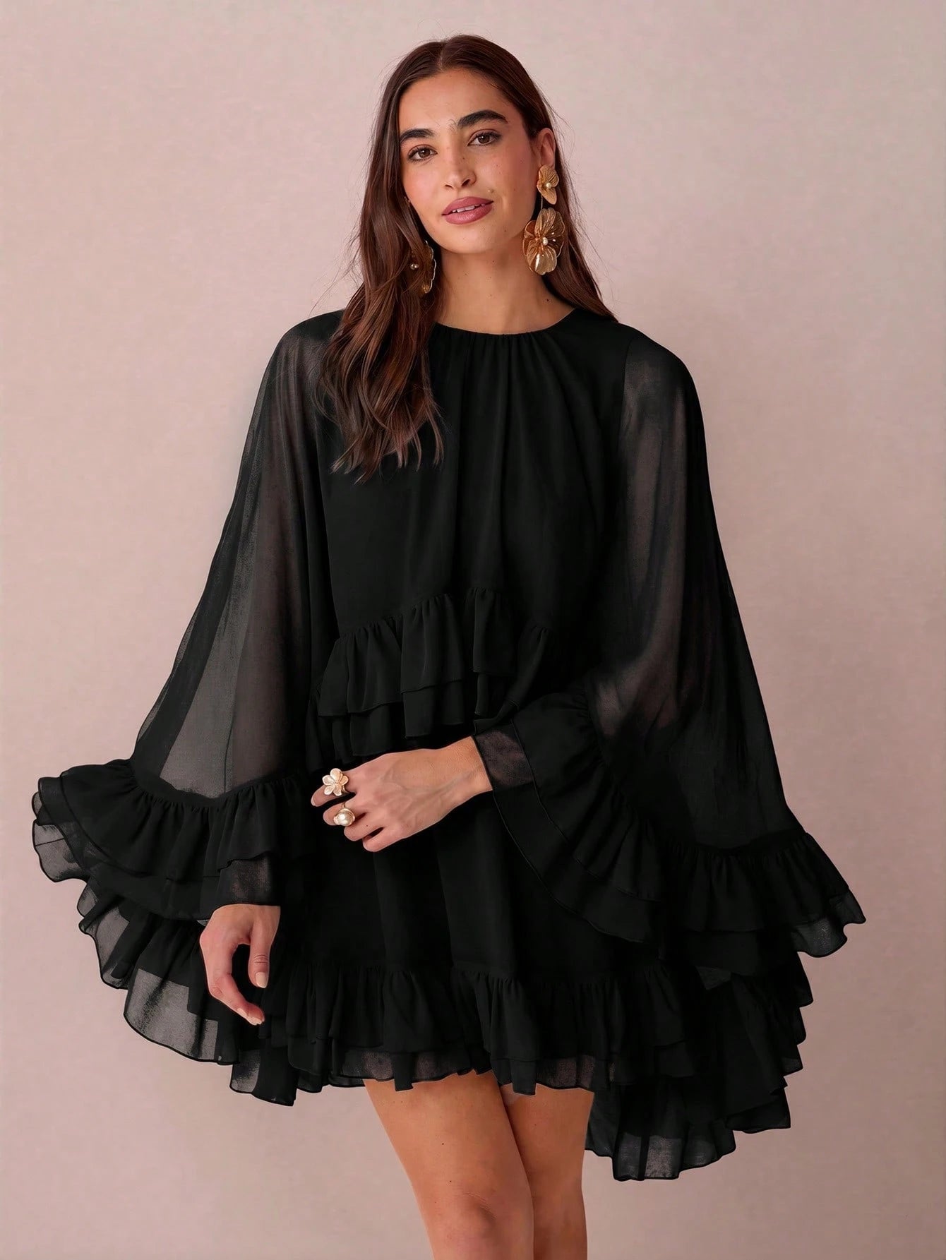 Enchnt Women's Solid Color Minimalist Everyday Poncho Sleeve Dress