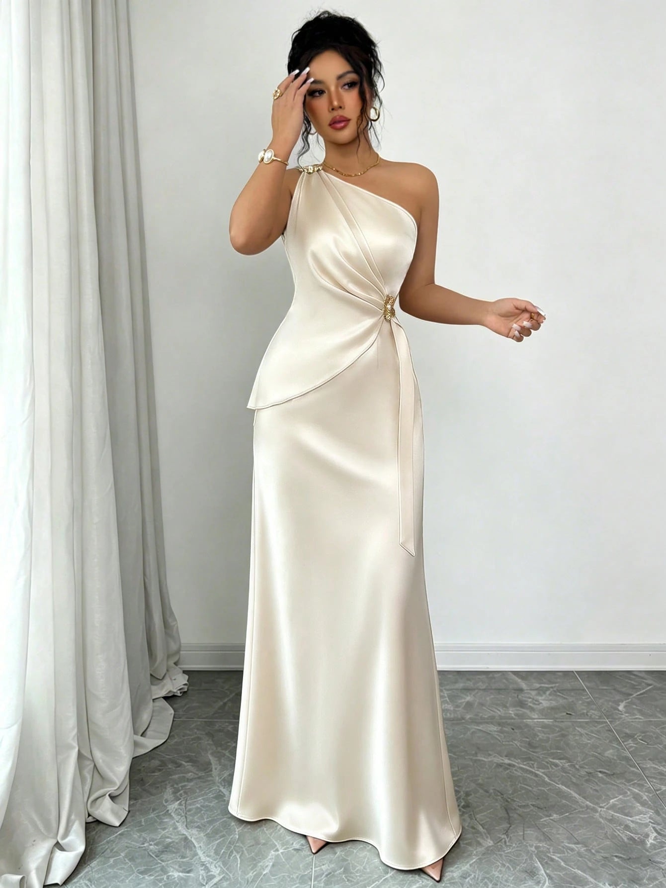 Elenzga Women's Spring/Summer New Elegant Satin Asymmetric Shoulder