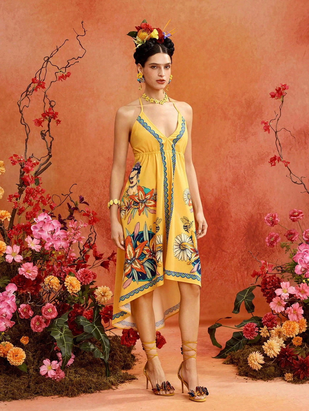 Glamance Frida Kahlo X Portrait Floral Print Yellow Deep V-Neck Backless Spaghetti Strap Tie-Up Loose Long - image 3