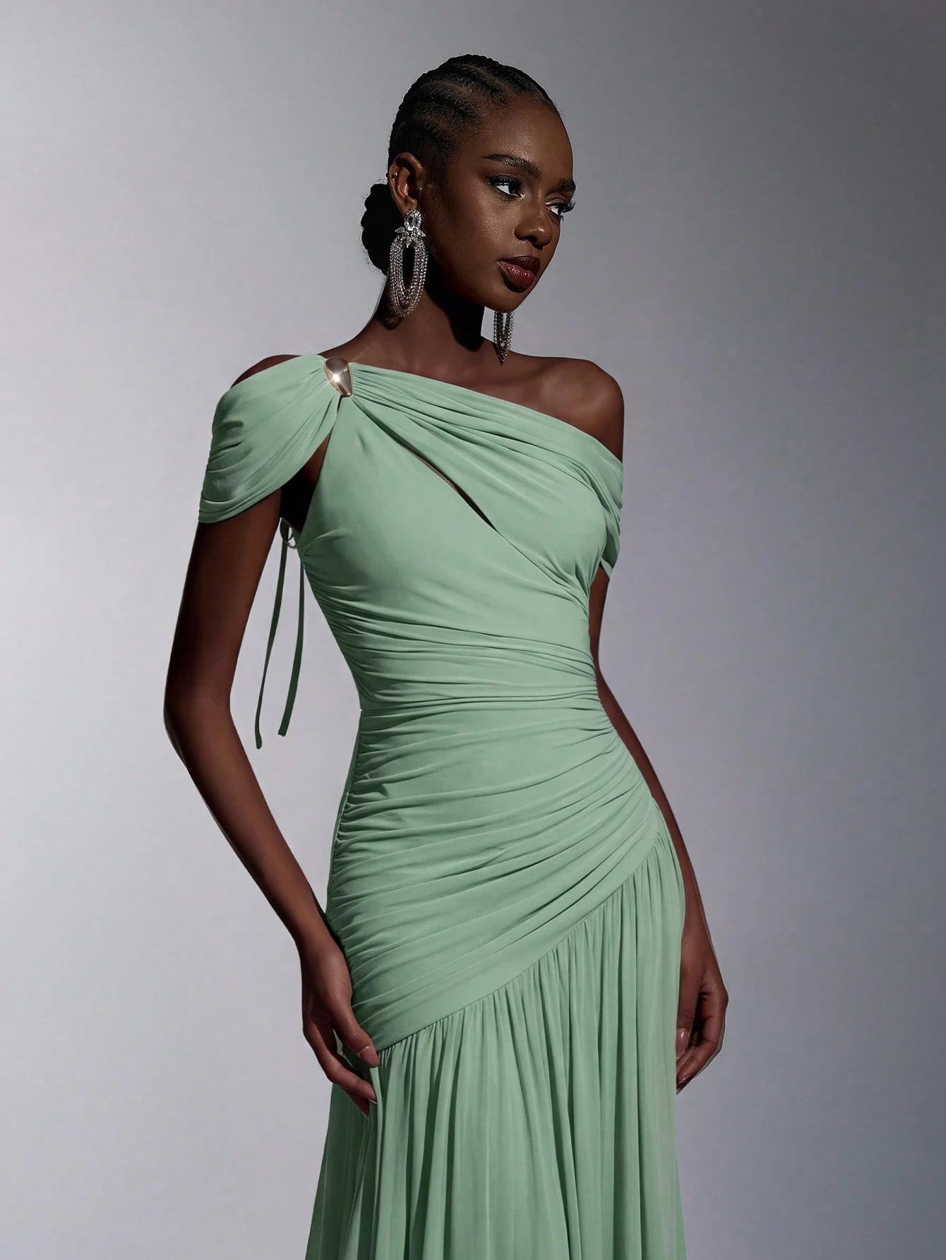 Elitara Elegant Luxurious Elastic Mesh, Handcrafted Metal Decor, Asymmetric Collar Overlay With Ruffle A-Line - image 6