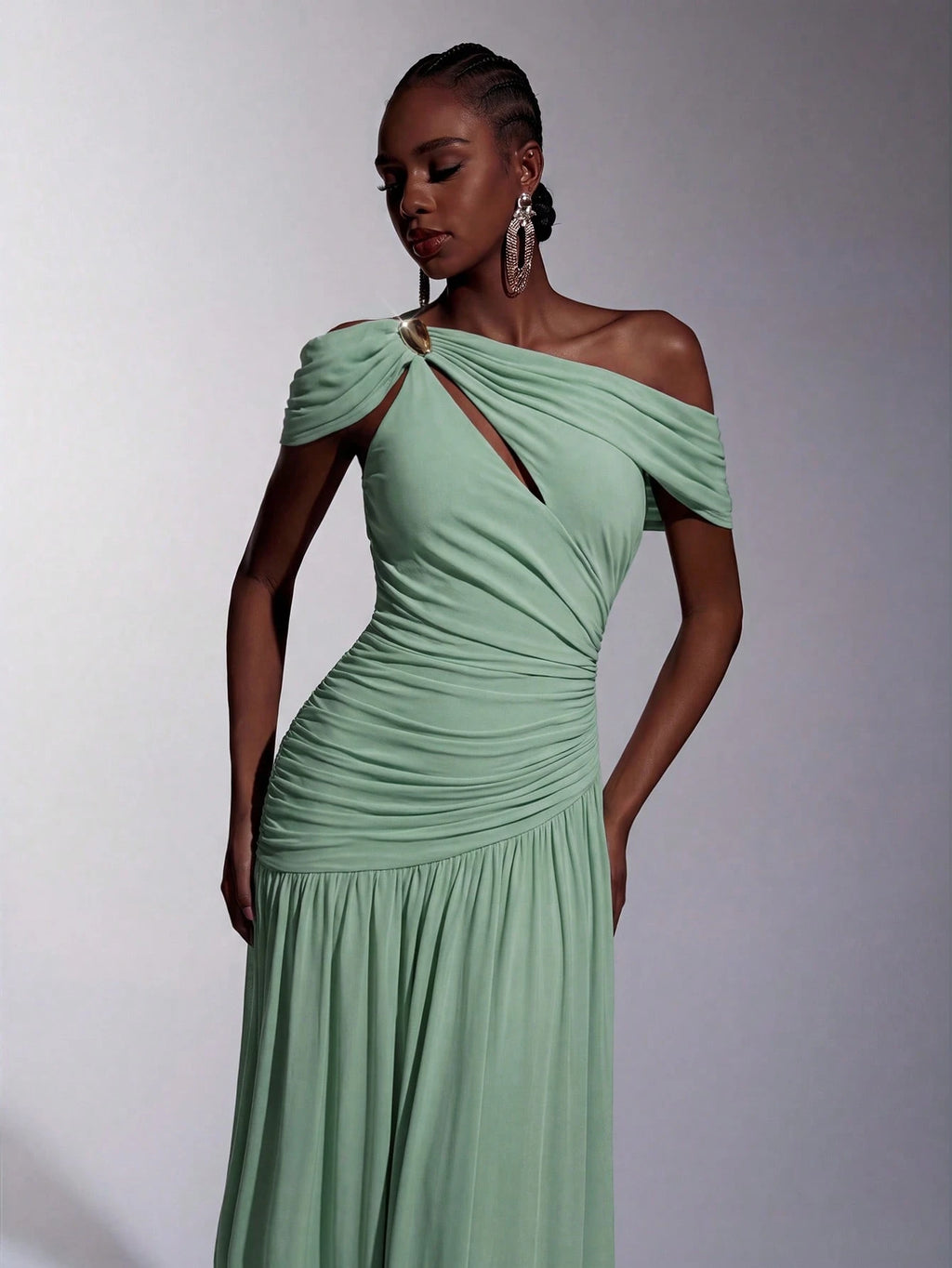 Elitara Elegant Luxurious Elastic Mesh, Handcrafted Metal Decor, Asymmetric Collar Overlay With Ruffle A-Line - image 7